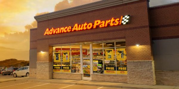 Advance Auto Parts Falls Short in Q1: Earnings, Revenue Miss, Outlook Revised