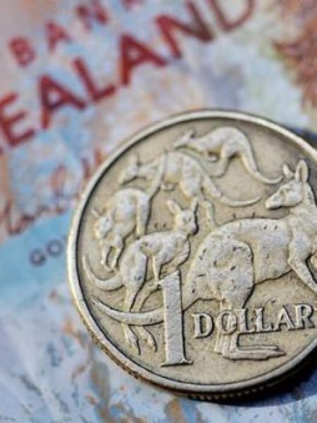 NZD/USD: Where to Next After RBNZ Holds Rates?