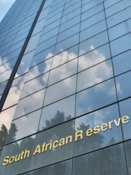 SARB Pauses Interest Rate Hikes, USD/ZAR Rises